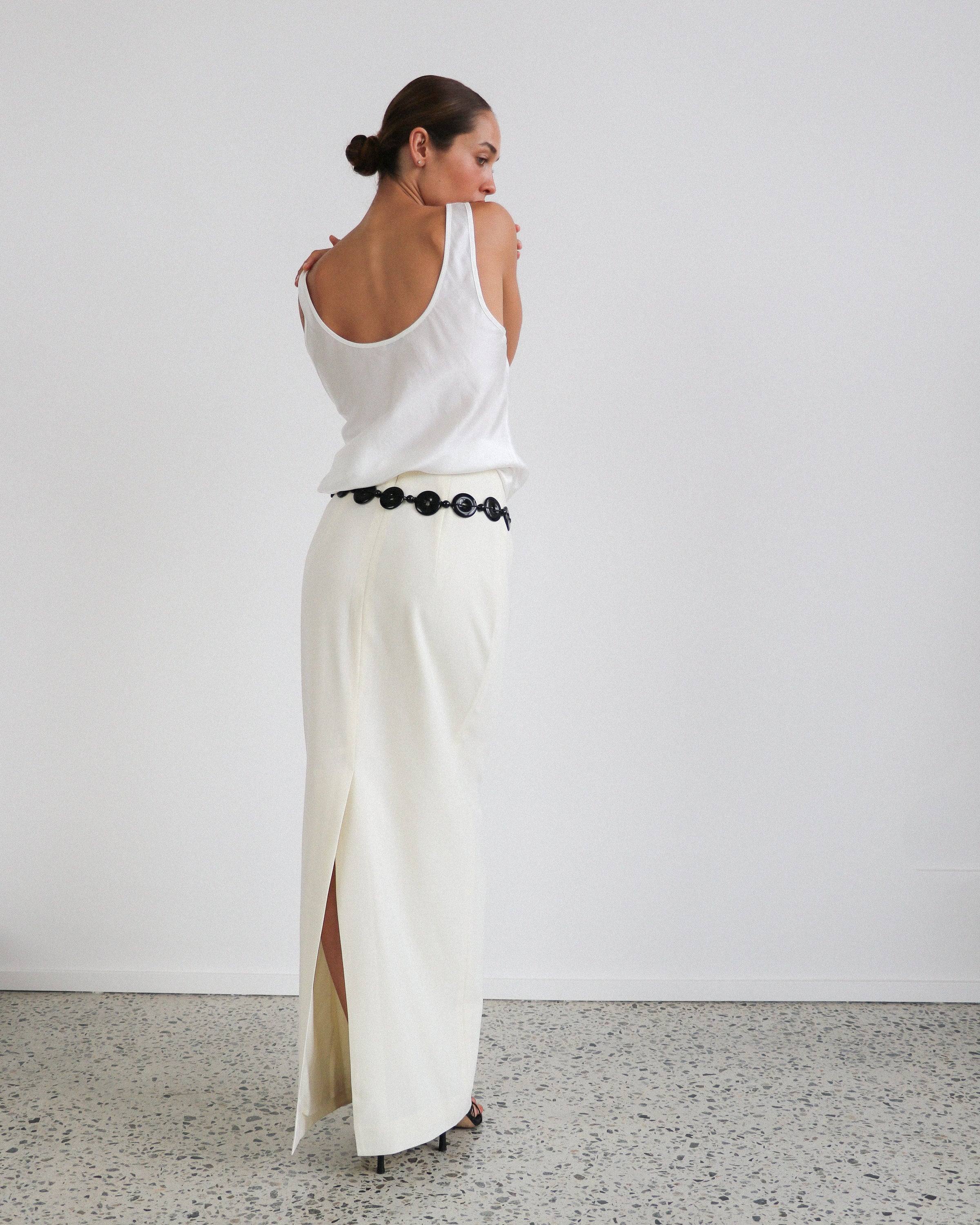 SISA Column Skirt Ivory Back
